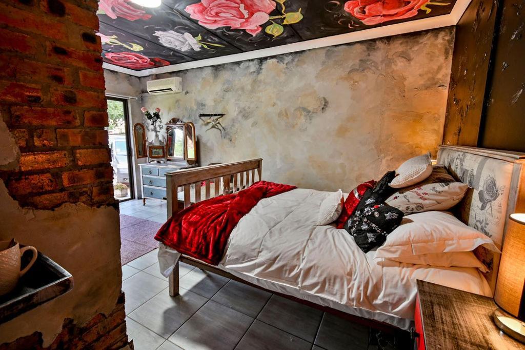 Iszis Guest House Bloemfontein Dış mekan fotoğraf